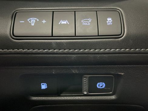 Used 2023 Hyundai Santa Fe Limited AWD/4WD image 35