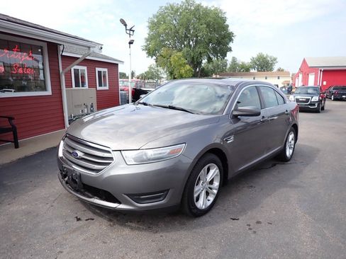 Used 2014 Ford Taurus SEL w/ Equipment Group 201A FWD image 3