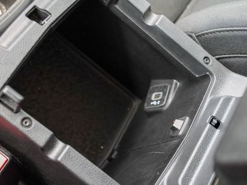 Used 2023 Jeep Gladiator Willys image 15