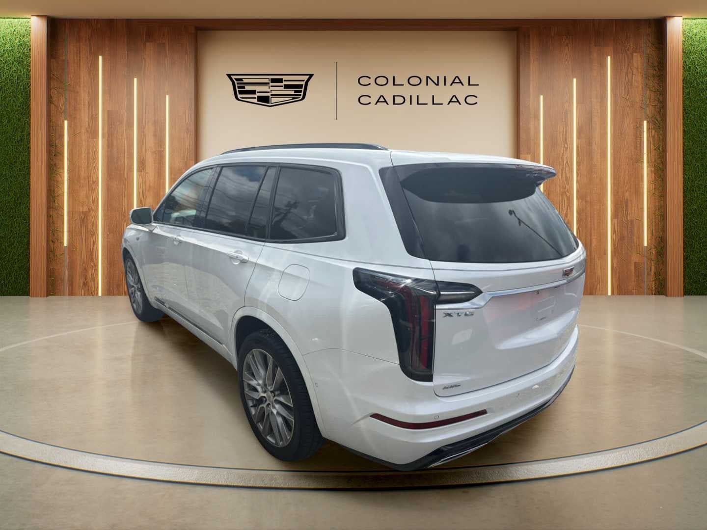 Used 2020 Cadillac XT6 Sport w/ Platinum Package AWD/4WD image 5