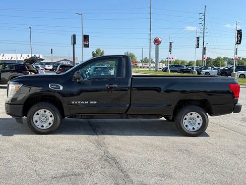 Used 2018 Nissan Titan S w/ S Utility Package AWD/4WD image 4