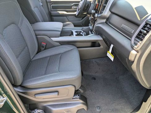 New 2026 RAM 1500 Big Horn AWD/4WD image 31