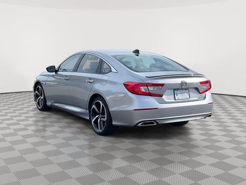 Used 2022 Honda Accord Sport image 5