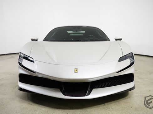 Used 2022 Ferrari SF90 Stradale AWD/4WD image 3