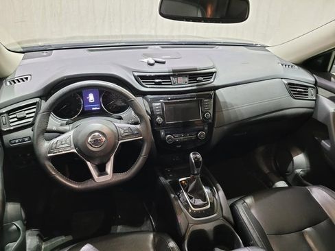 Used 2020 Nissan Rogue SL image 4