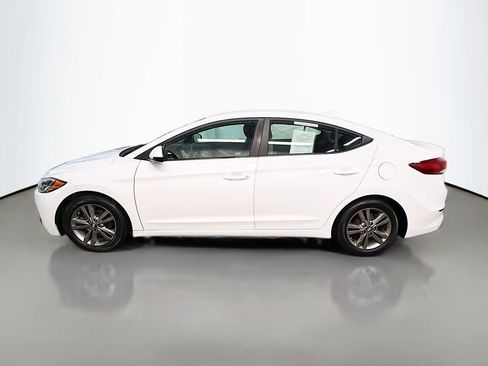 Used 2017 Hyundai Elantra SE image 6