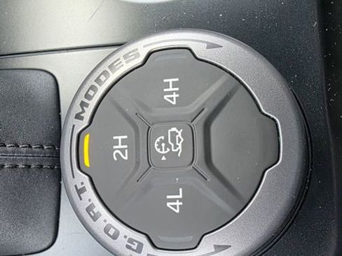 New 2025 Ford Bronco Big Bend image 24