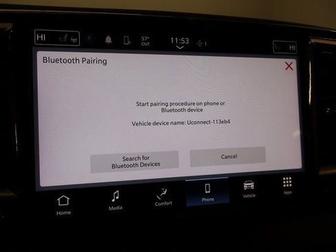 Used 2024 Chrysler Pacifica Touring-L image 23