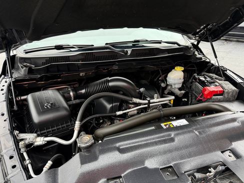 Used 2019 RAM 1500 Tradesman w/ Chrome Plus Package RWD image 10