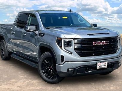 Used 2026 GMC Sierra 1500 Elevation w/ Elevation Premium Package