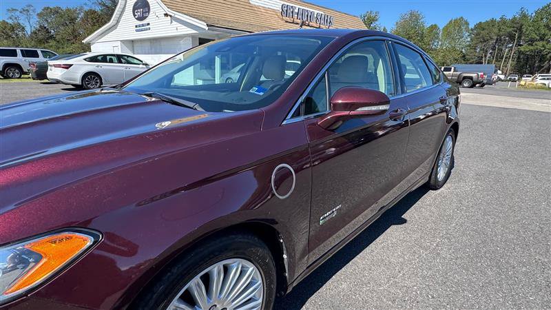 Used 2013 Ford Fusion Energi SE w/ Driver Assist Pkg FWD image 11