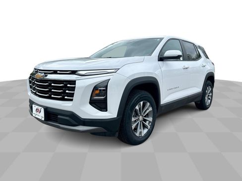 Certified 2025 Chevrolet Equinox LT AWD/4WD image 1