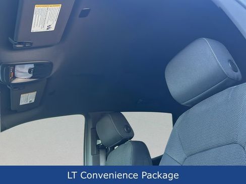 Used 2023 Chevrolet Colorado LT w/ LT Convenience Package AWD/4WD image 13