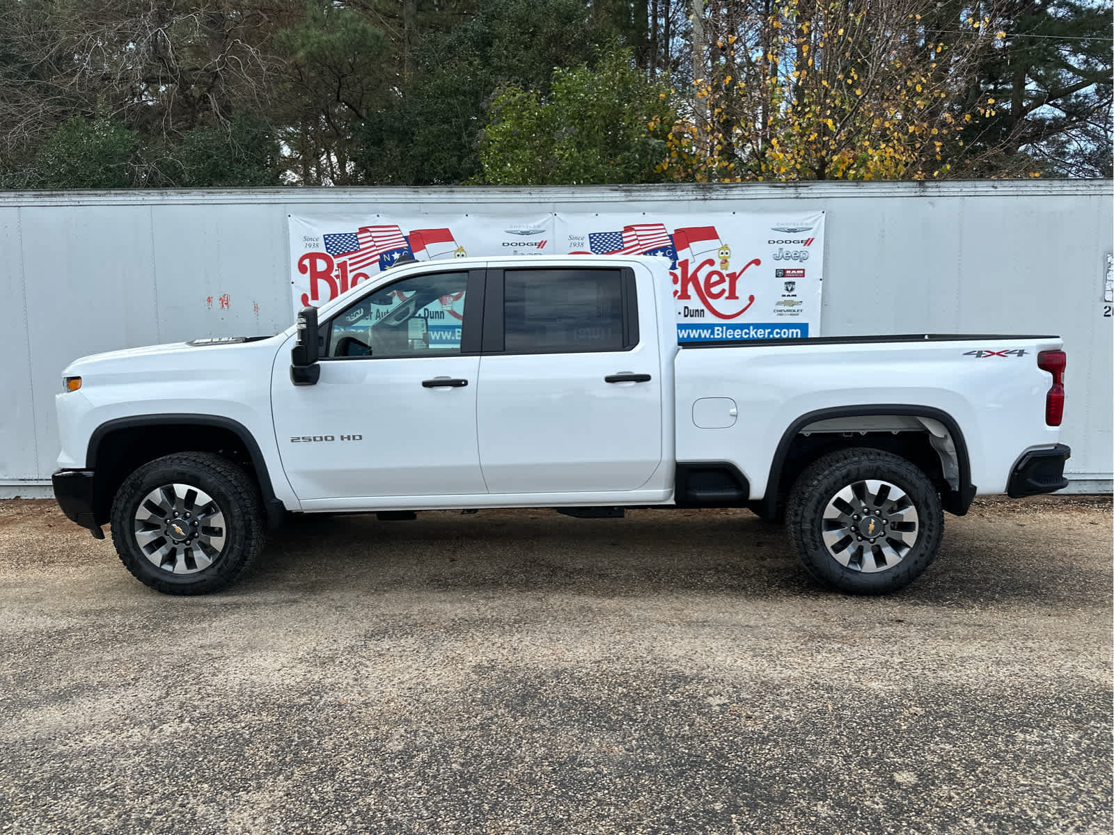 New 2026 Chevrolet Silverado 2500 Custom w/ Custom Value Package AWD/4WD image 7