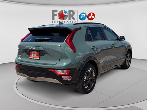 Used 2024 Kia Niro Wind FWD image 5