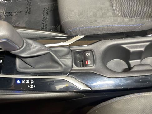 Used 2020 Toyota Corolla SE FWD image 19