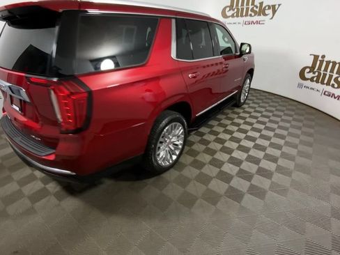 Certified 2023 GMC Yukon SLT w/ SLT Premium Package AWD/4WD image 8