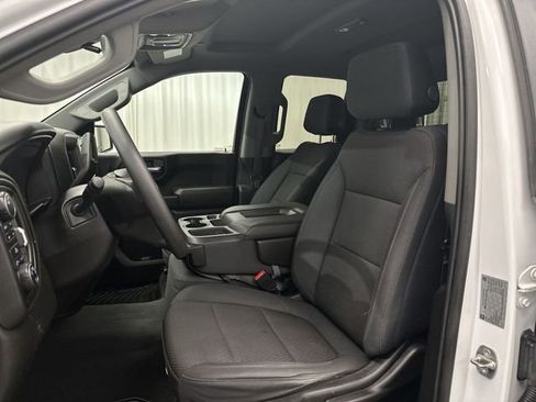 Used 2019 Chevrolet Silverado 1500 Custom Trail Boss w/ Custom Convenience Package image 17