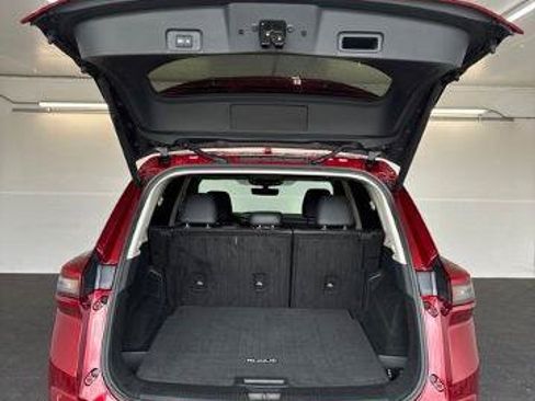Certified 2024 Nissan Rogue SV w/ SV Premium Package FWD image 27