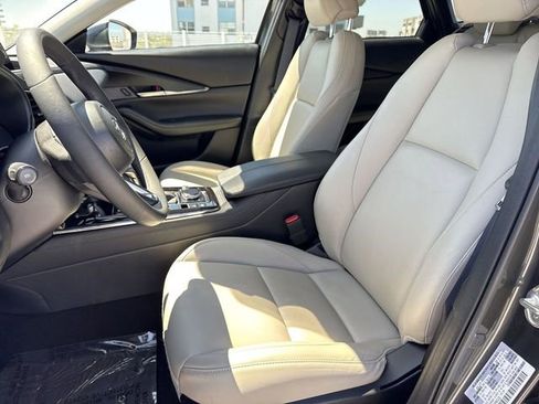 Used 2024 MAZDA CX-30 AWD 2.5 S w/ Preferred Package image 11