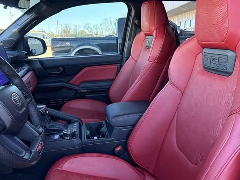 Used 2024 Toyota Tacoma TRD Pro image 5