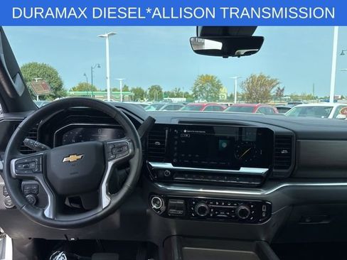 Used 2025 Chevrolet Silverado 2500 High Country w/ High Country Premium Package image 18