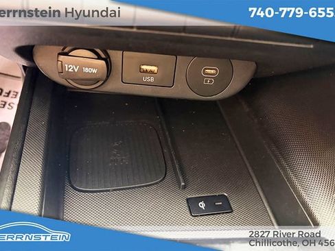 Used 2025 Hyundai Elantra Limited FWD image 14