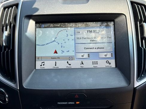 Used 2018 Ford Edge SEL w/ Equipment Group 201A FWD image 22