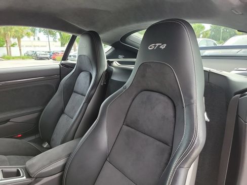 Certified 2020 Porsche 718 Cayman GT4 RWD image 5