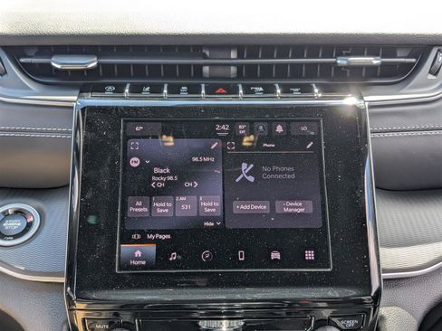 New 2025 Jeep Grand Cherokee Laredo X image 23