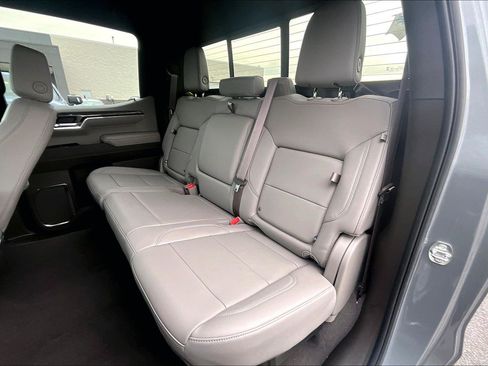 Used 2024 Chevrolet Silverado 1500 LTZ image 22