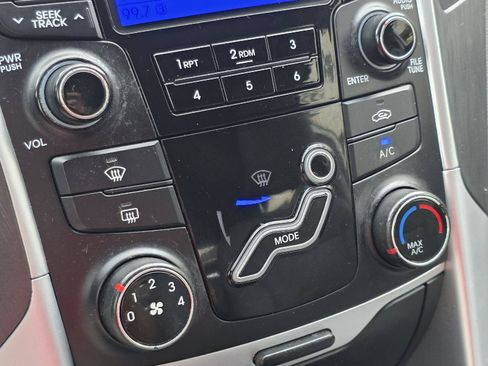 Used 2012 Hyundai Sonata GLS w/ Popular Equipment Pkg FWD image 20
