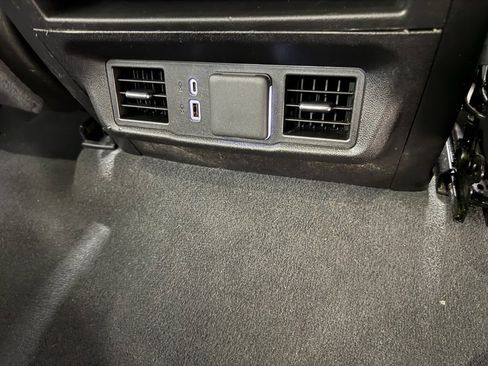 Certified 2022 Chevrolet Silverado 1500 LT image 23