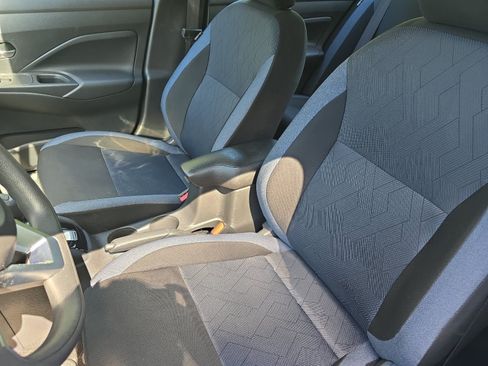 Used 2025 Nissan Versa SV w/ Trunk Package FWD image 11