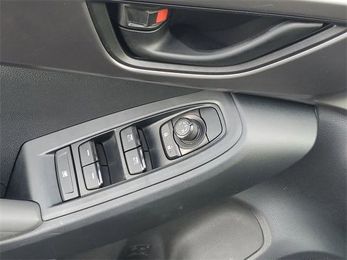 Certified 2025 Subaru Impreza 2.0i image 15