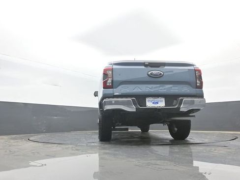 New 2025 Ford Ranger Lariat w/ FX4 Off-Road Package image 30