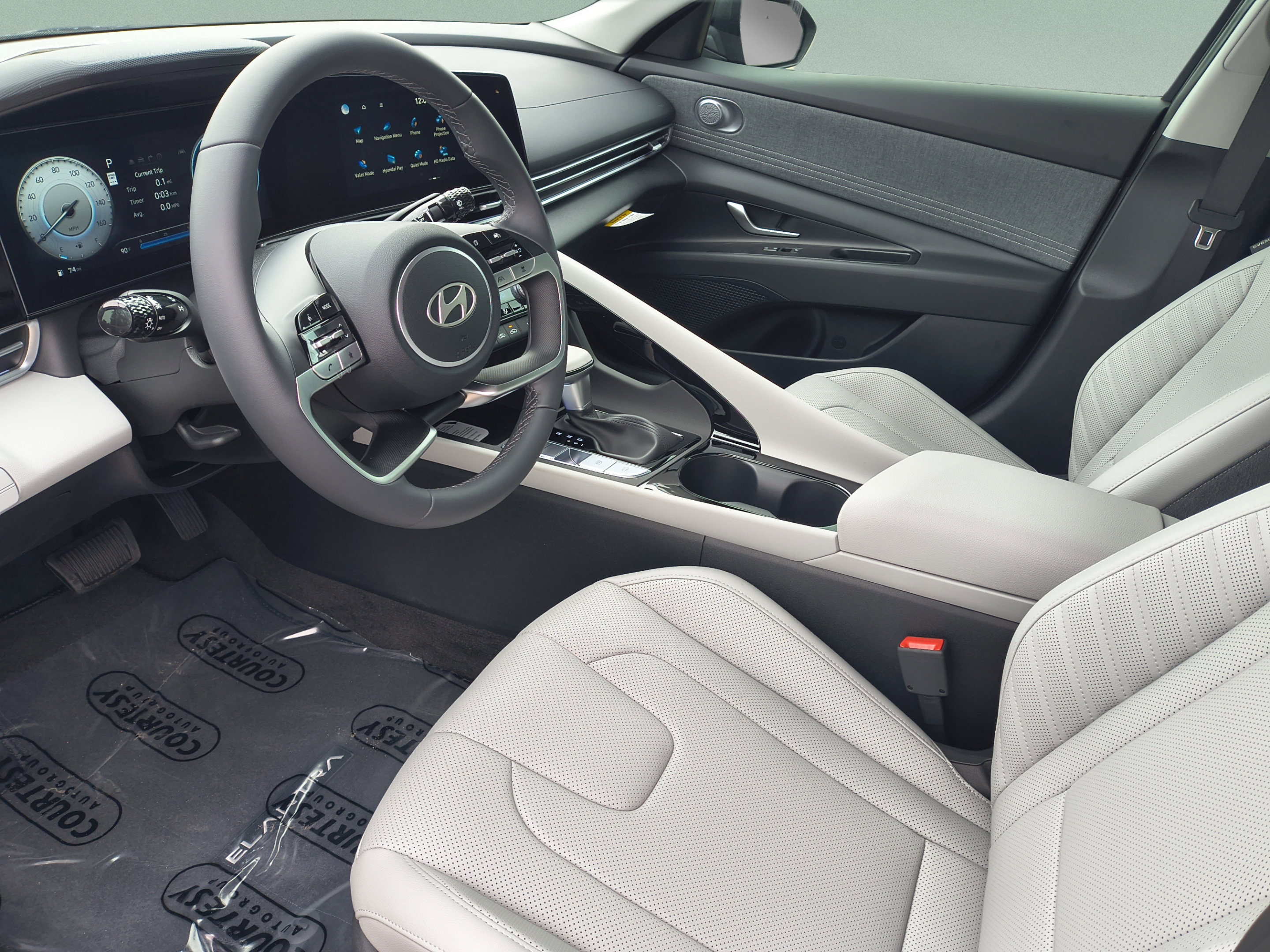 New 2026 Hyundai Elantra Limited FWD image 16