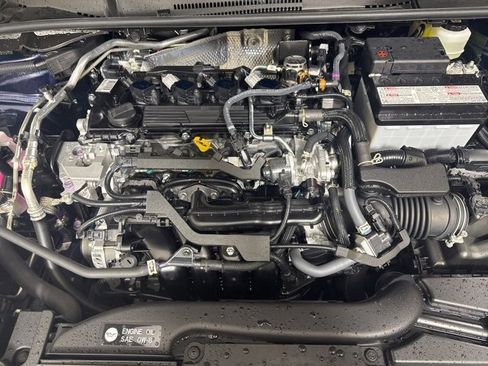 Used 2025 Toyota Corolla SE image 9