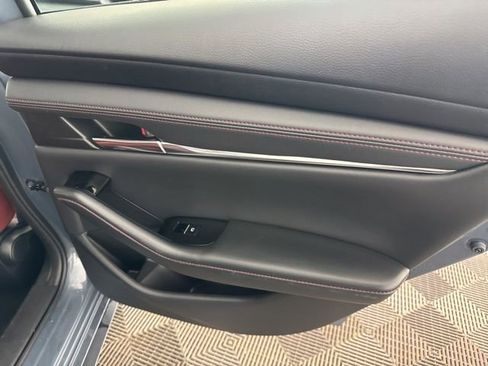 Used 2023 MAZDA MAZDA3 s image 27