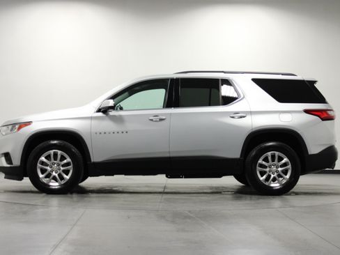 Used 2020 Chevrolet Traverse LT FWD image 7
