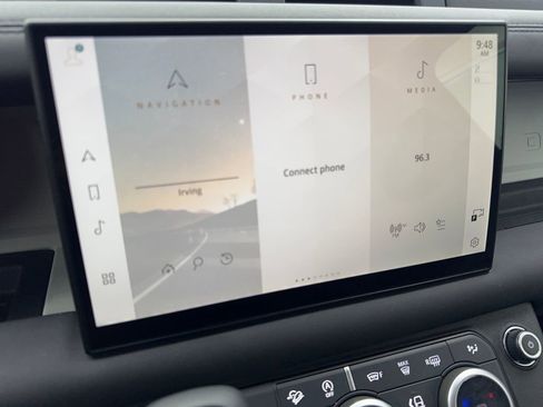 Used 2025 Land Rover Defender 110 S image 61