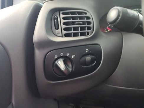 Used 2001 Ford F150 XL image 21