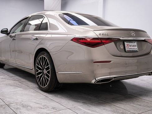 Used 2022 Mercedes-Benz S 580 4MATIC Sedan image 5