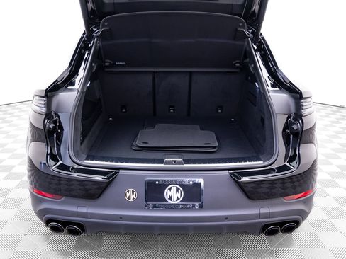 New 2026 Porsche Cayenne S image 32