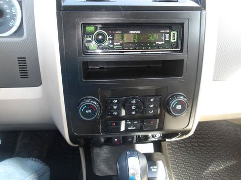 Used 2010 Ford Escape 4WD Hybrid image 20