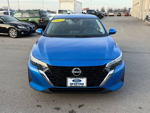 Used 2024 Nissan Sentra SV image 38