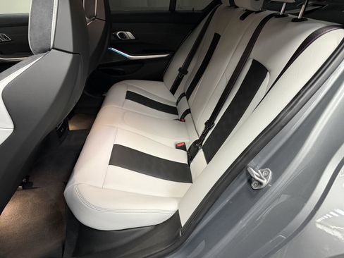 Used 2023 BMW M3 Competition image 39