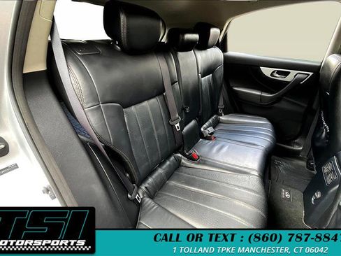 Used 2014 INFINITI QX70 AWD w/ Premium Package image 27