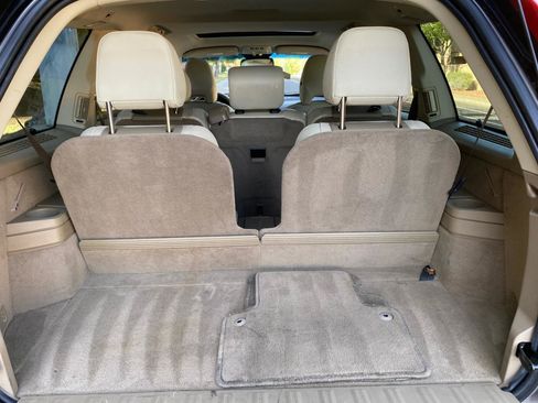 Used 2011 Volvo XC90 3.2 image 10