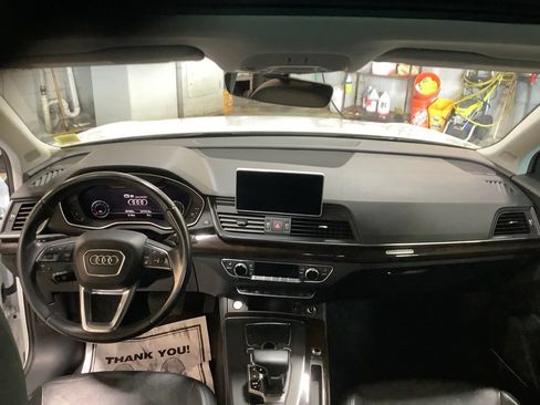 Used 2019 Audi Q5 2.0T Premium Plus w/ Premium Plus Package AWD/4WD image 19